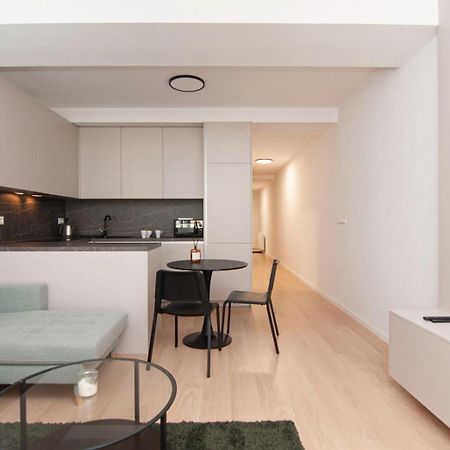 Beautiful Apartment In The City Center 브라티슬라바 외부 사진